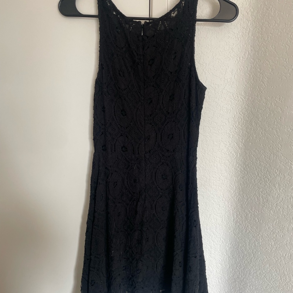 Black BB Dakota midi dress crochet